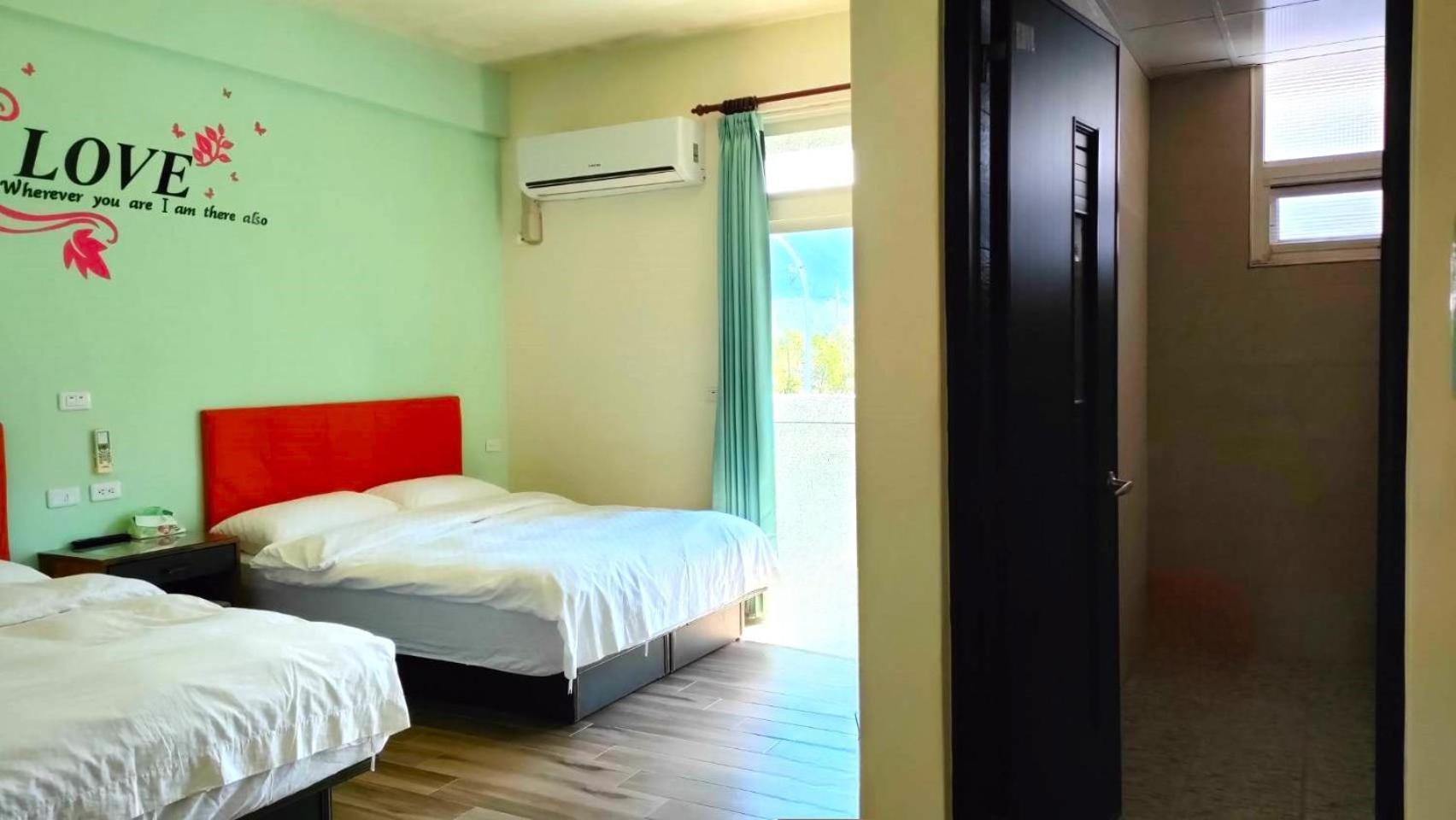 Smart Living B&B Chishang Bagian luar foto