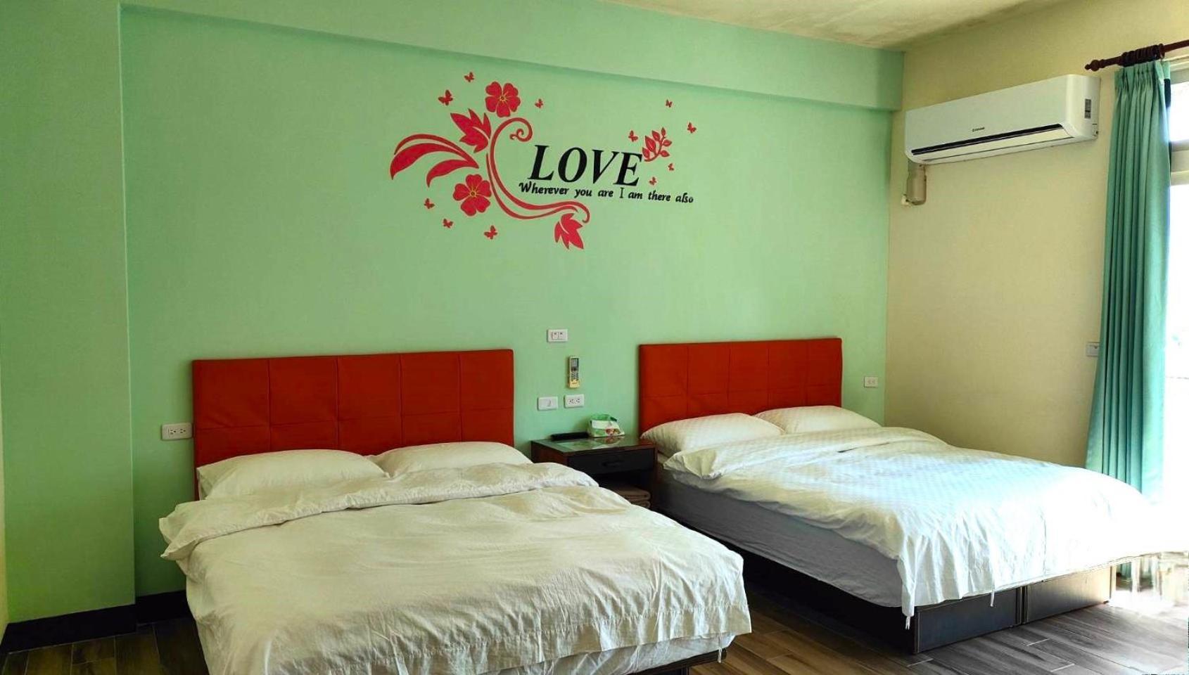 Smart Living B&B Chishang Bagian luar foto